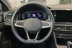harmaa Volkswagen Taigo 2022 kuva 16.