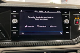 harmaa Volkswagen Taigo 2022 kuva 18.