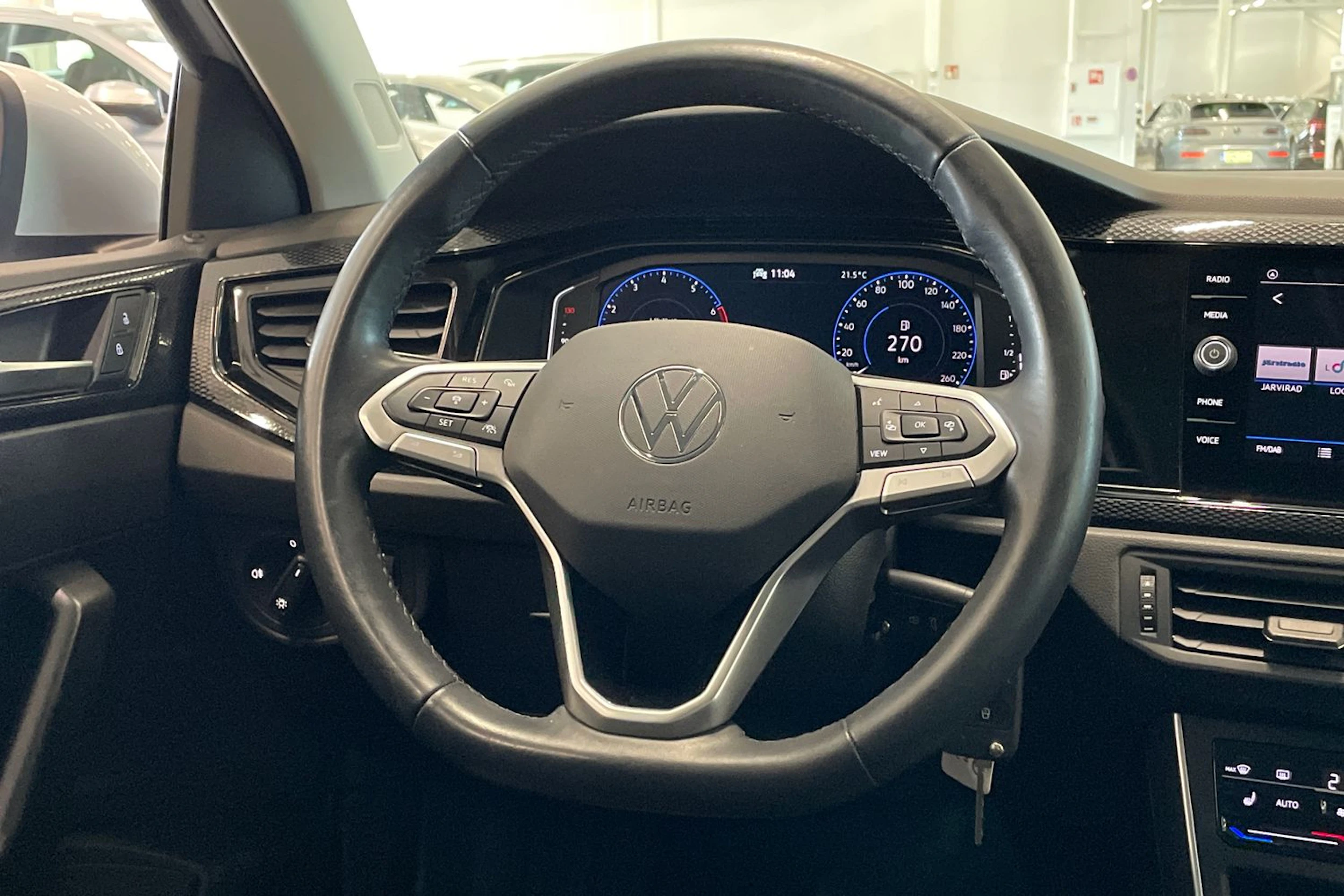 met. harmaa Volkswagen Taigo 2022 kuva 12.