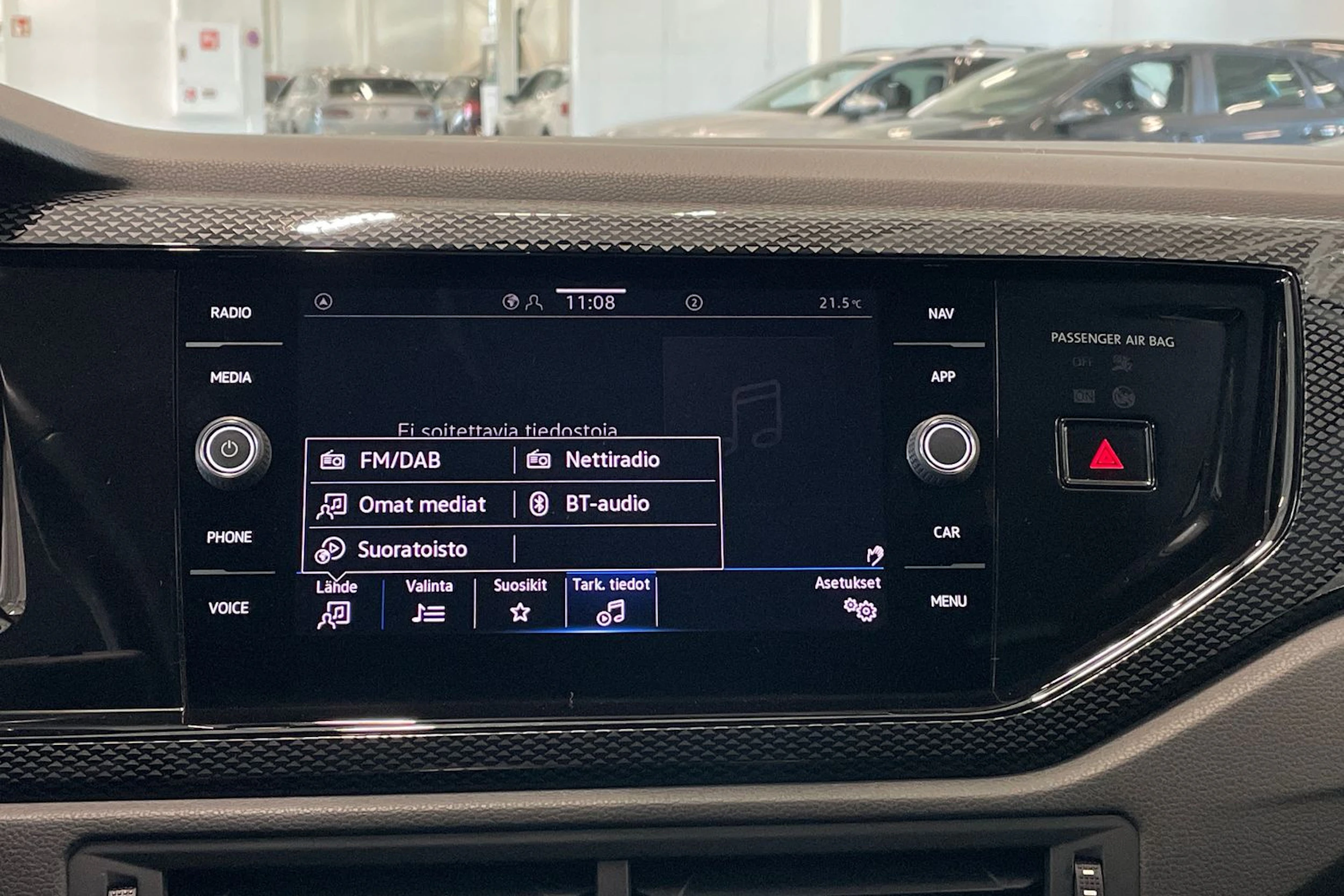 met. harmaa Volkswagen Taigo 2022 kuva 17.
