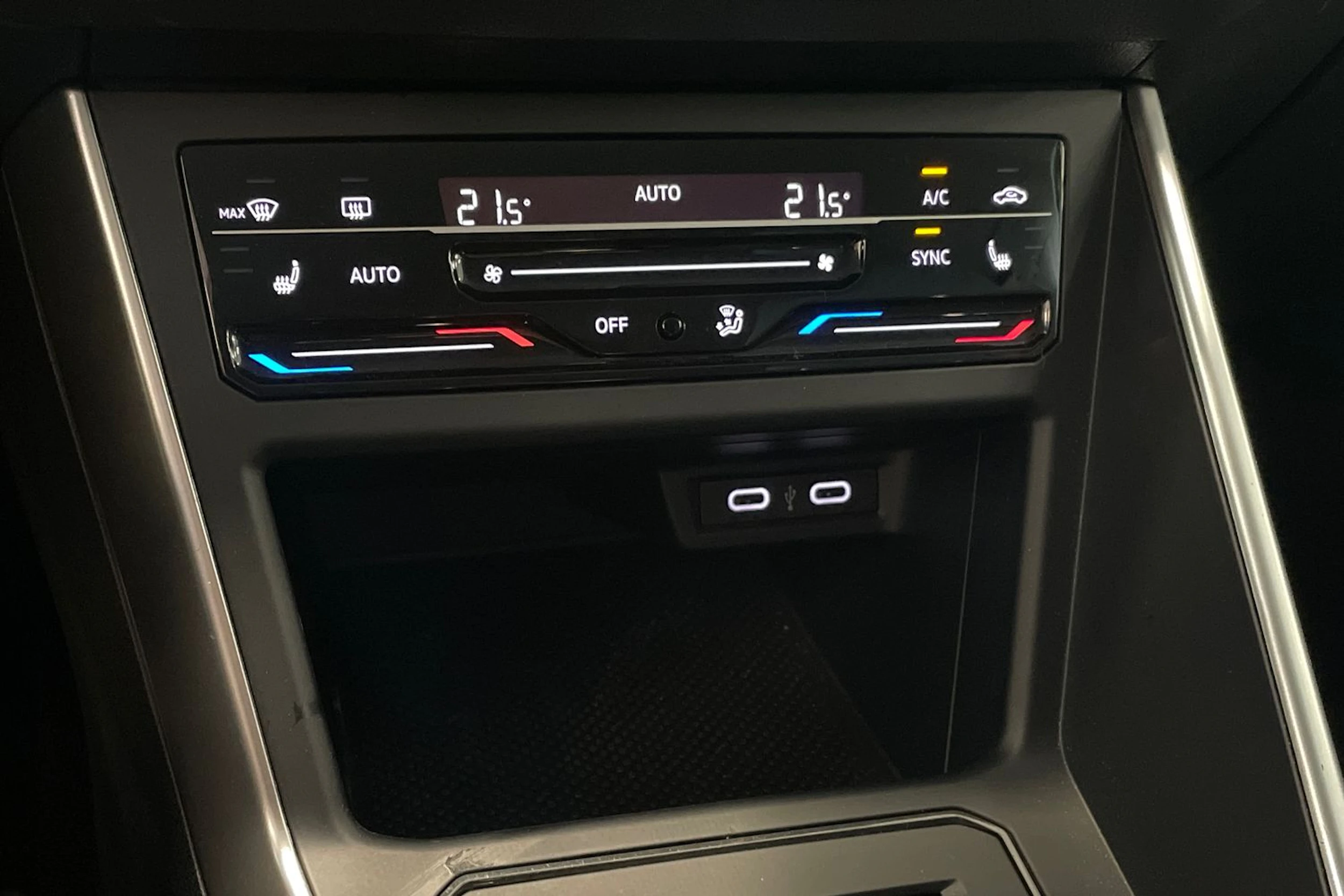 met. harmaa Volkswagen Taigo 2022 kuva 21.