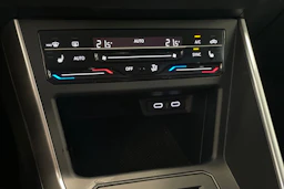 met. harmaa Volkswagen Taigo 2022 kuva 21.