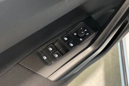 met. harmaa Volkswagen Taigo 2022 kuva 24.
