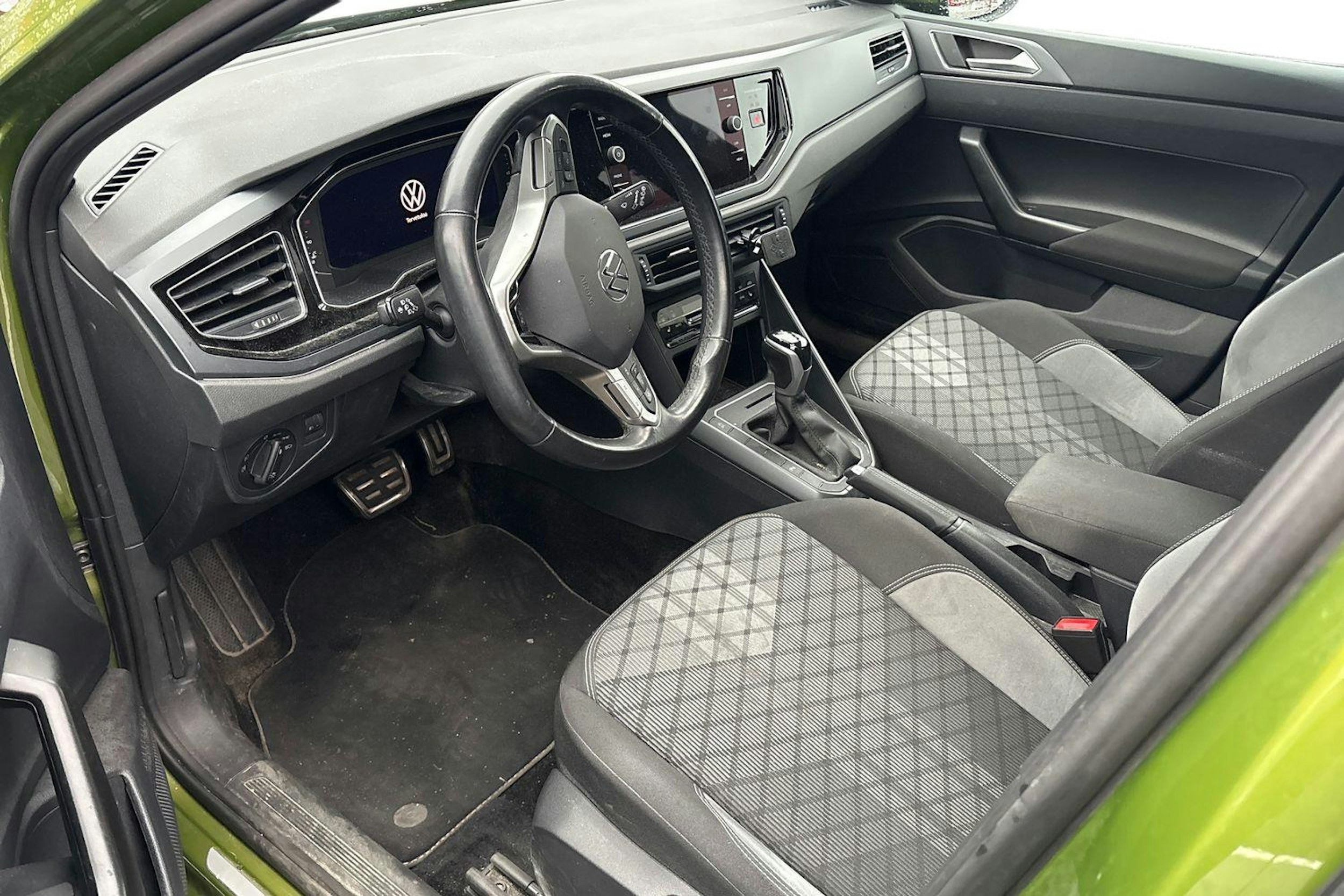 vihreä Volkswagen Taigo 2022 kuva 3.