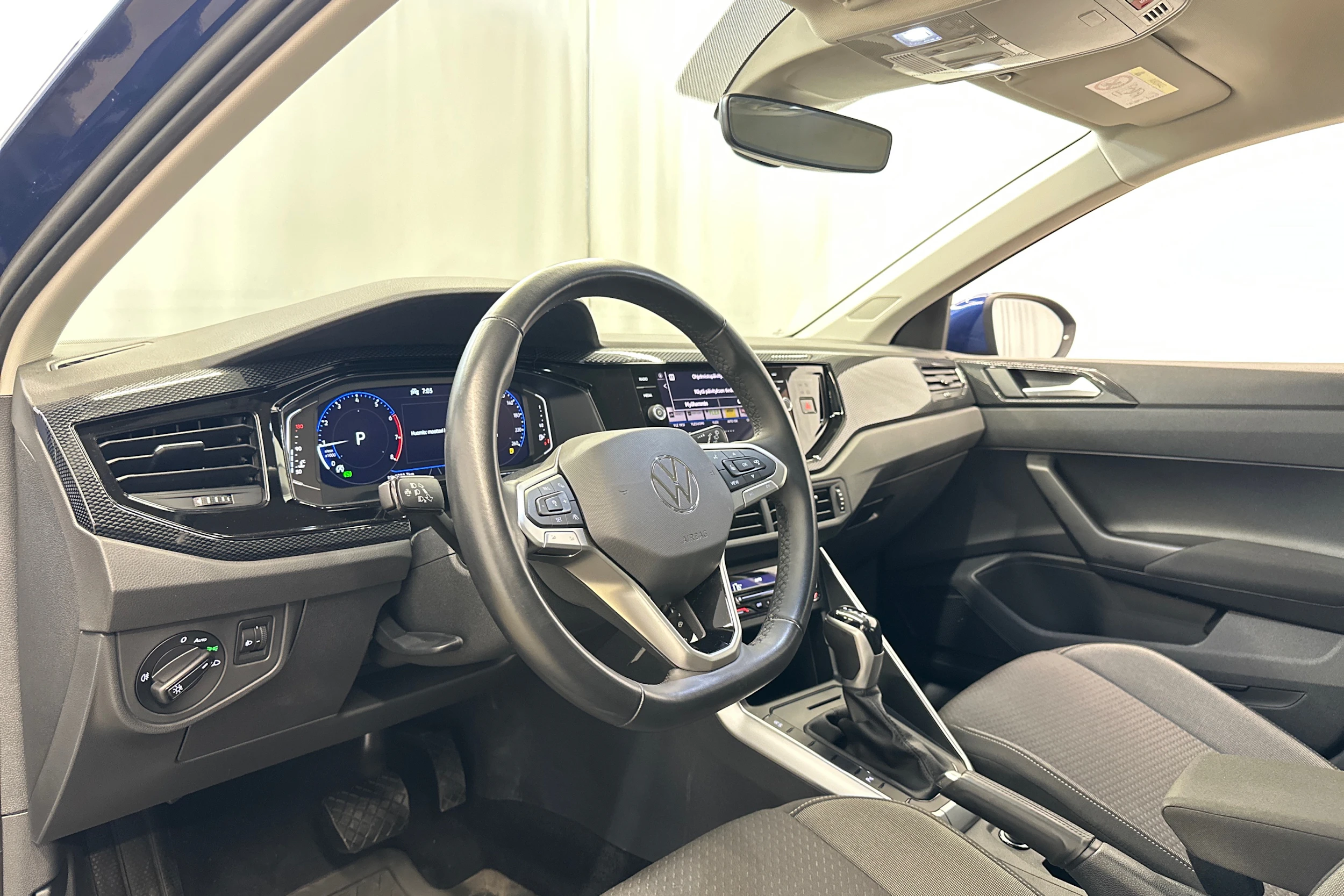 sininen Volkswagen Taigo 2022 kuva 10.