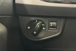 sininen Volkswagen Taigo 2022 kuva 18.