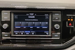 Valkoinen Volkswagen Taigo 2022 kuva 17.