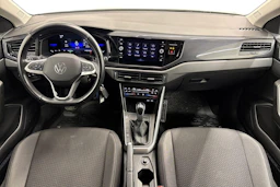 harmaa Volkswagen Taigo 2022 kuva 7.