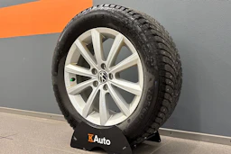 harmaa Volkswagen Taigo 2022 kuva 10.