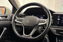 harmaa Volkswagen Taigo 2022 kuva 12.