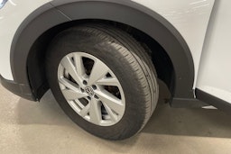 Valkoinen Volkswagen Taigo 2022 kuva 13.