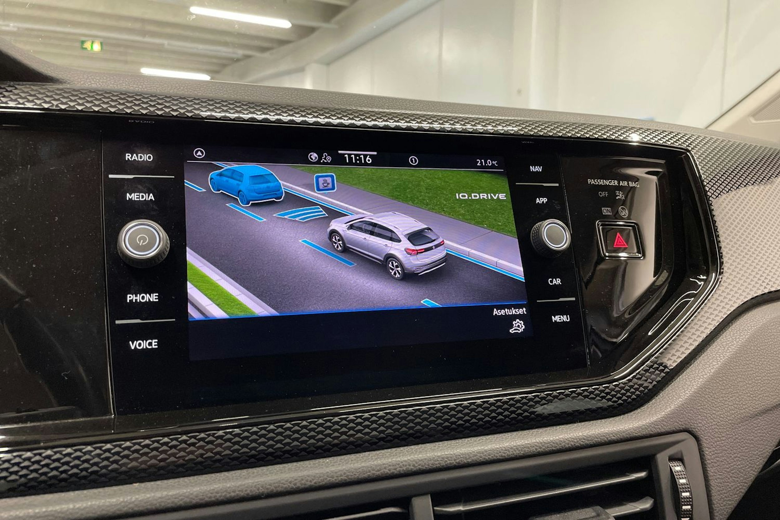 Valkoinen Volkswagen Taigo 2022 kuva 22.