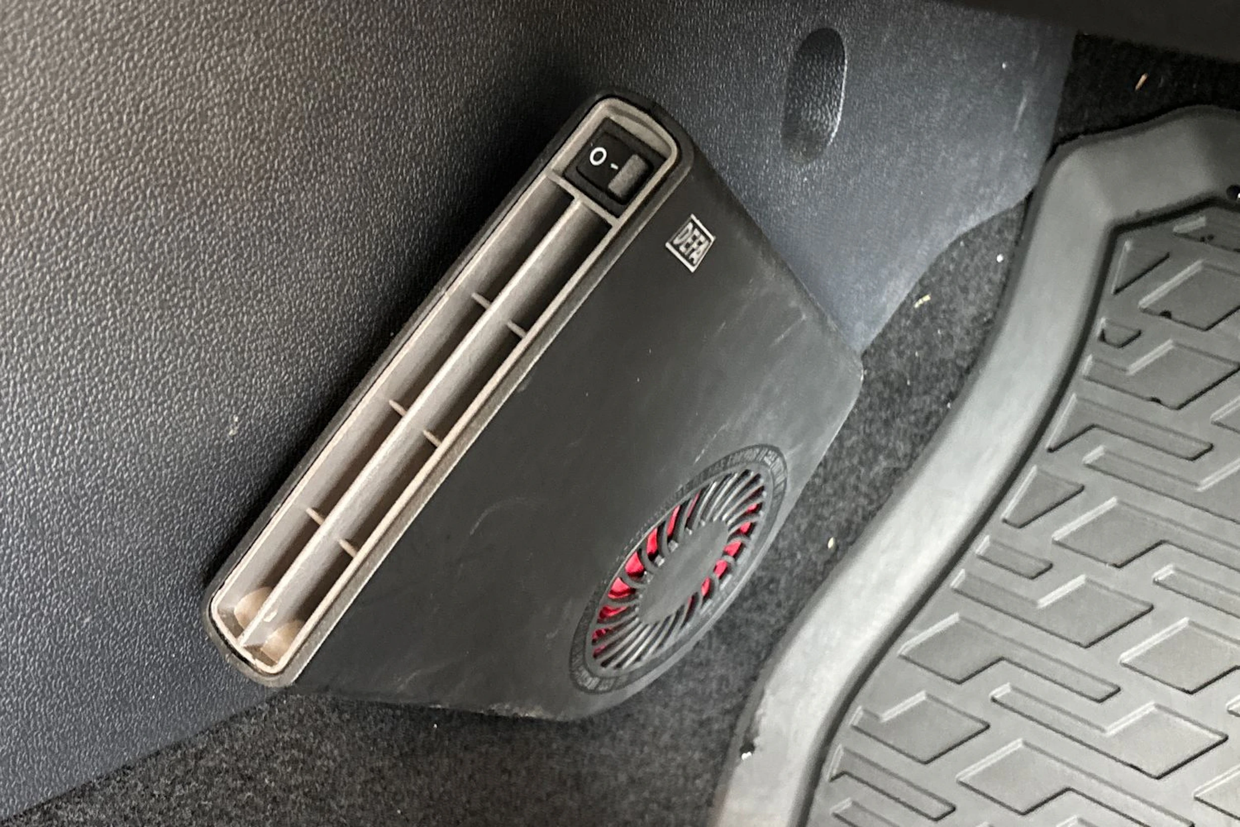 harmaa Volkswagen Taigo 2022 kuva 17.