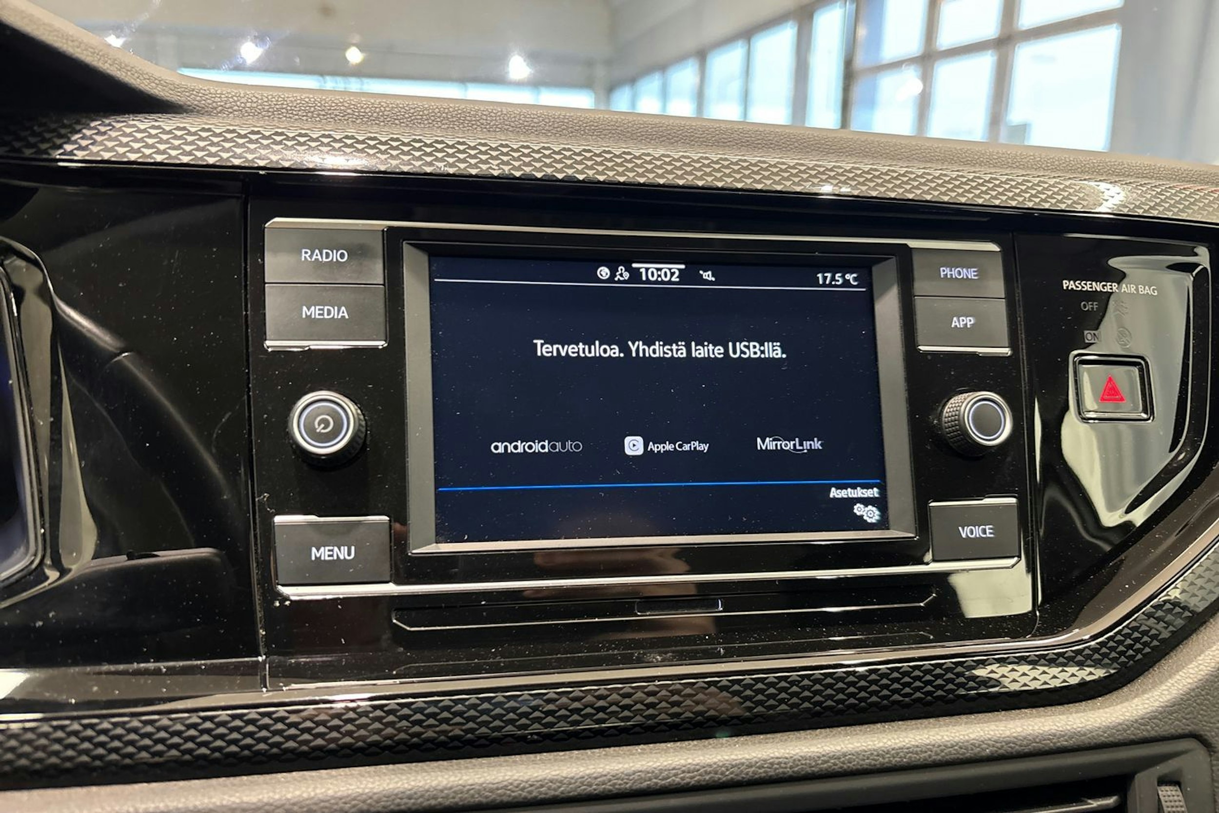 Valkoinen Volkswagen Taigo 2023 kuva 23.