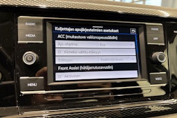 Valkoinen Volkswagen Taigo 2023 kuva 24.