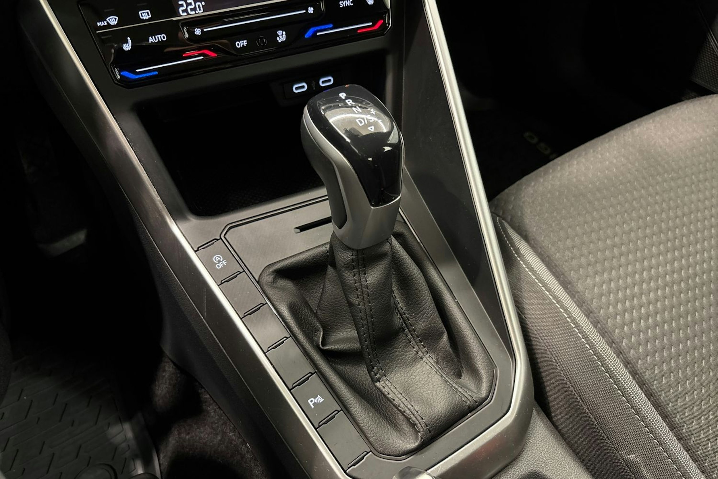Valkoinen Volkswagen Taigo 2023 kuva 29.