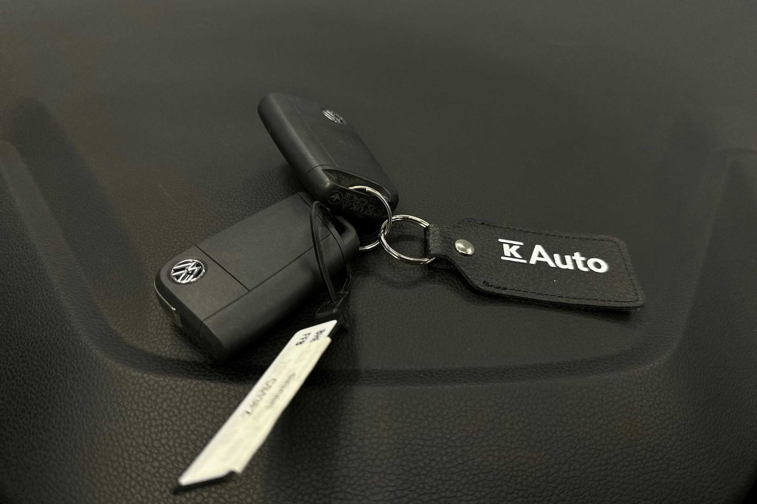 sininen Volkswagen Taigo 2023 kuva 24.