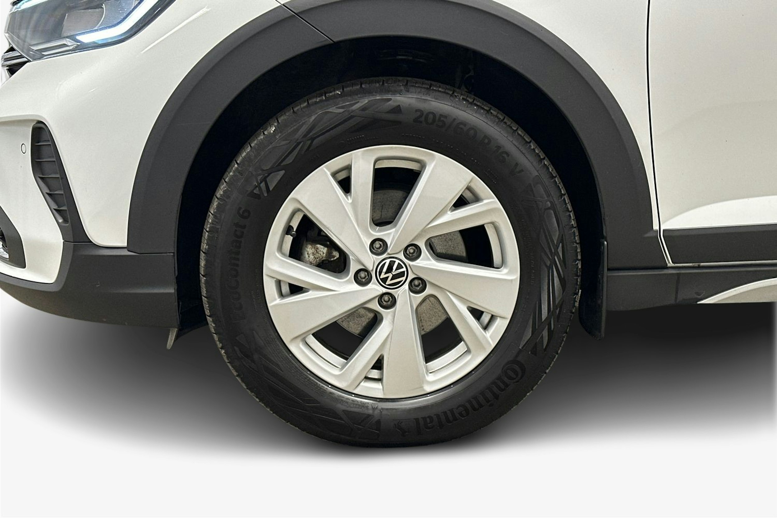 valkoinen Volkswagen Taigo 2023 kuva 11.