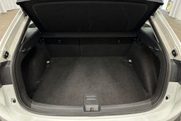 valkoinen Volkswagen Taigo 2023 kuva 14.