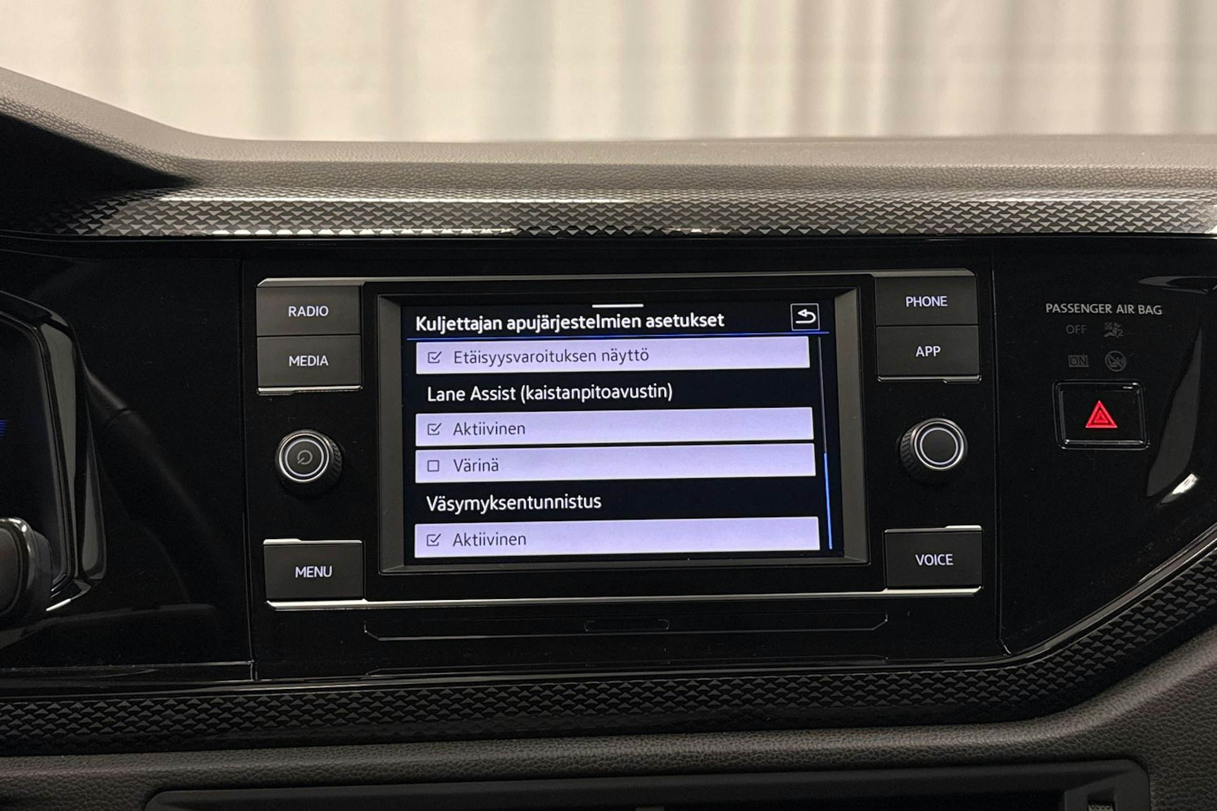 valkoinen Volkswagen Taigo 2023 kuva 19.
