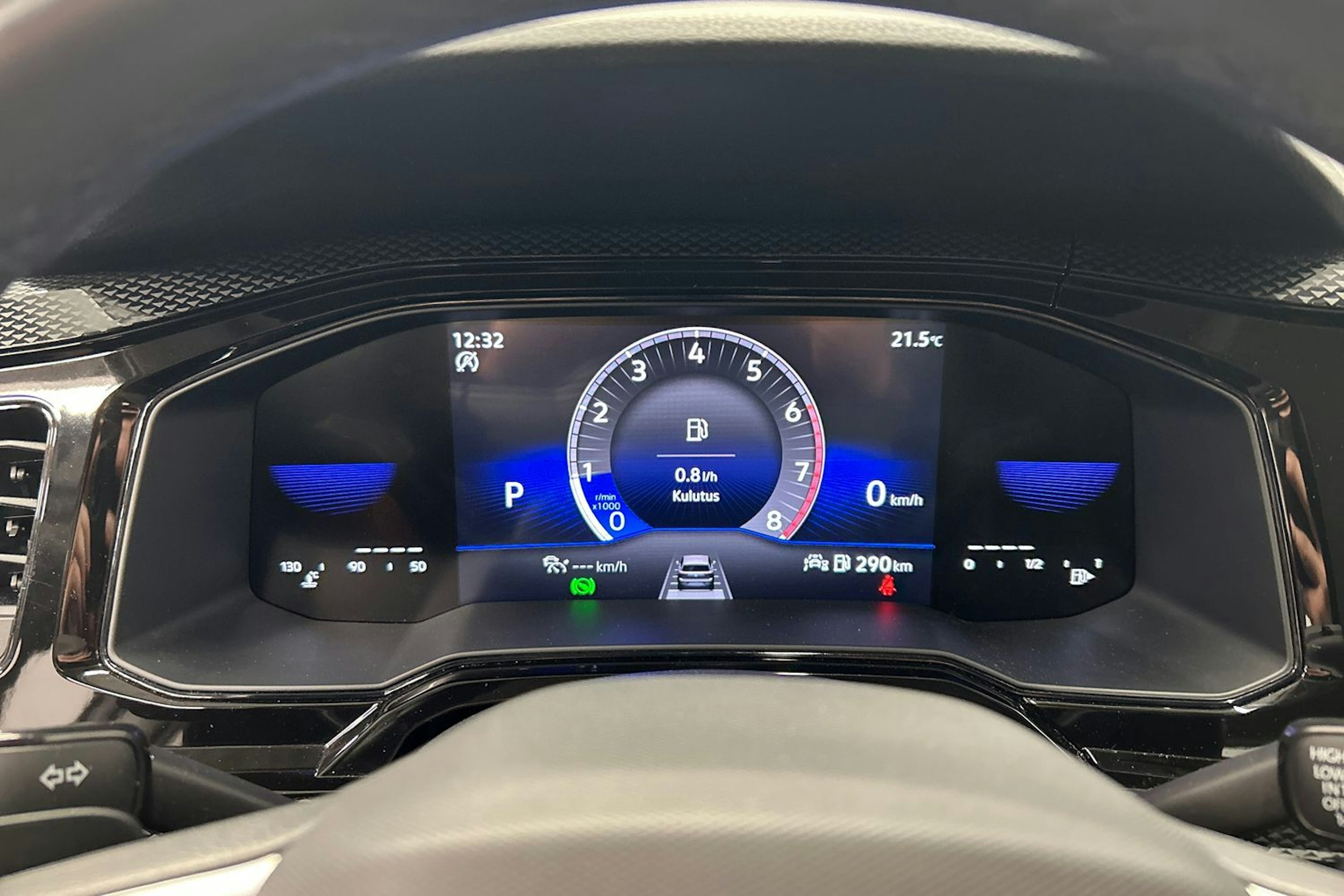 harmaa Volkswagen Taigo 2023 kuva 16.