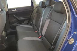 Sininen Volkswagen Taigo 2023 kuva 11.