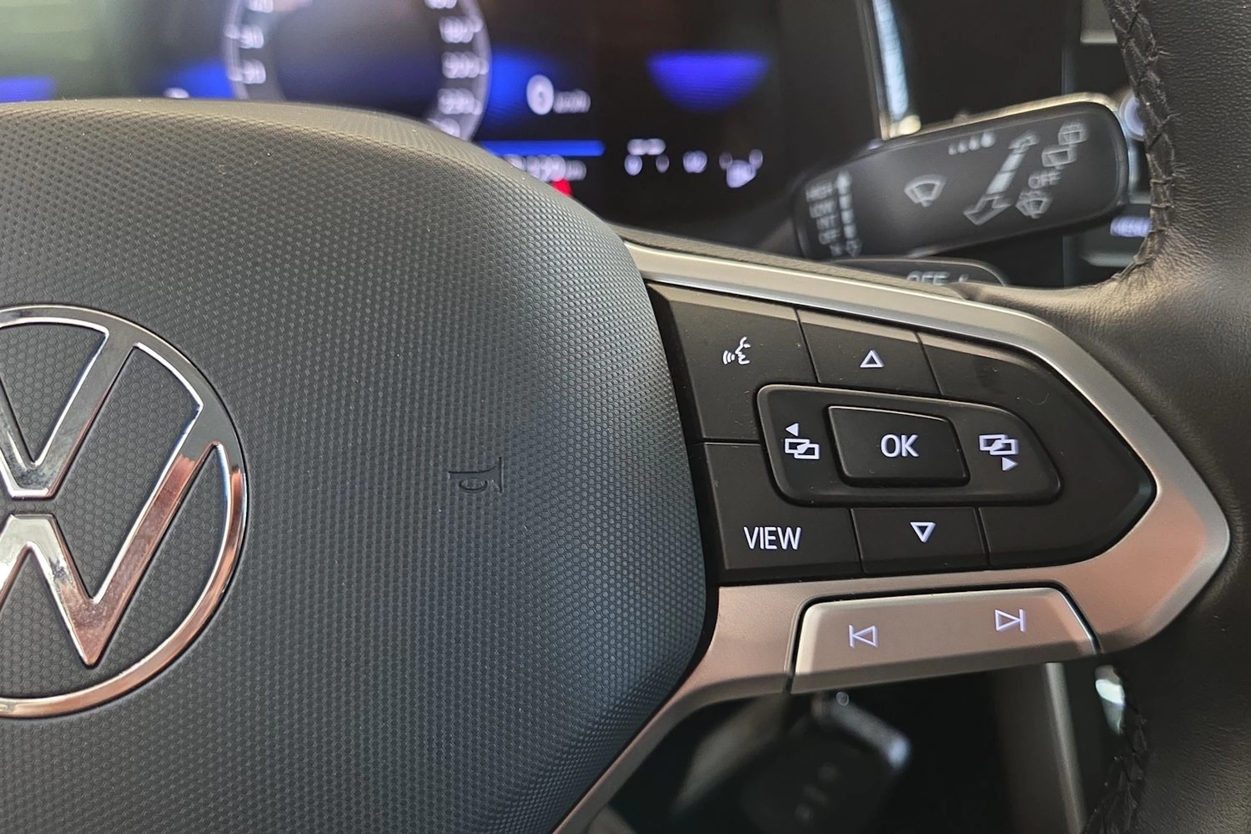 Sininen Volkswagen Taigo 2023 kuva 17.