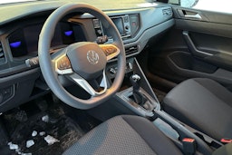 harmaa Volkswagen Taigo 2023 kuva 3.