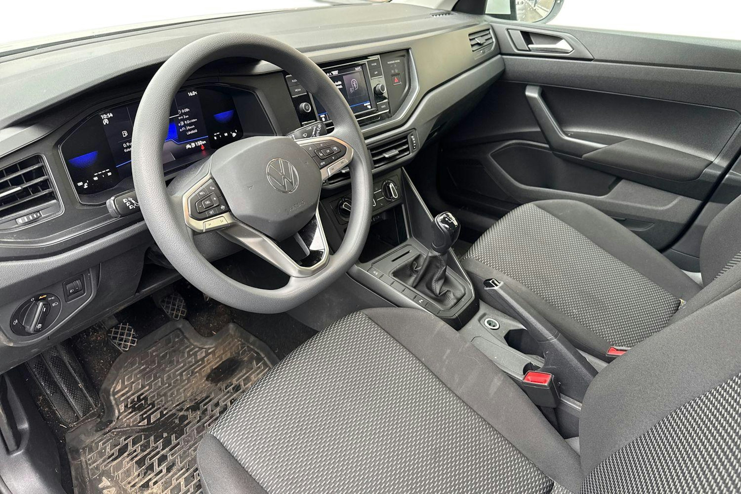 valkoinen Volkswagen Taigo 2023 kuva 3.
