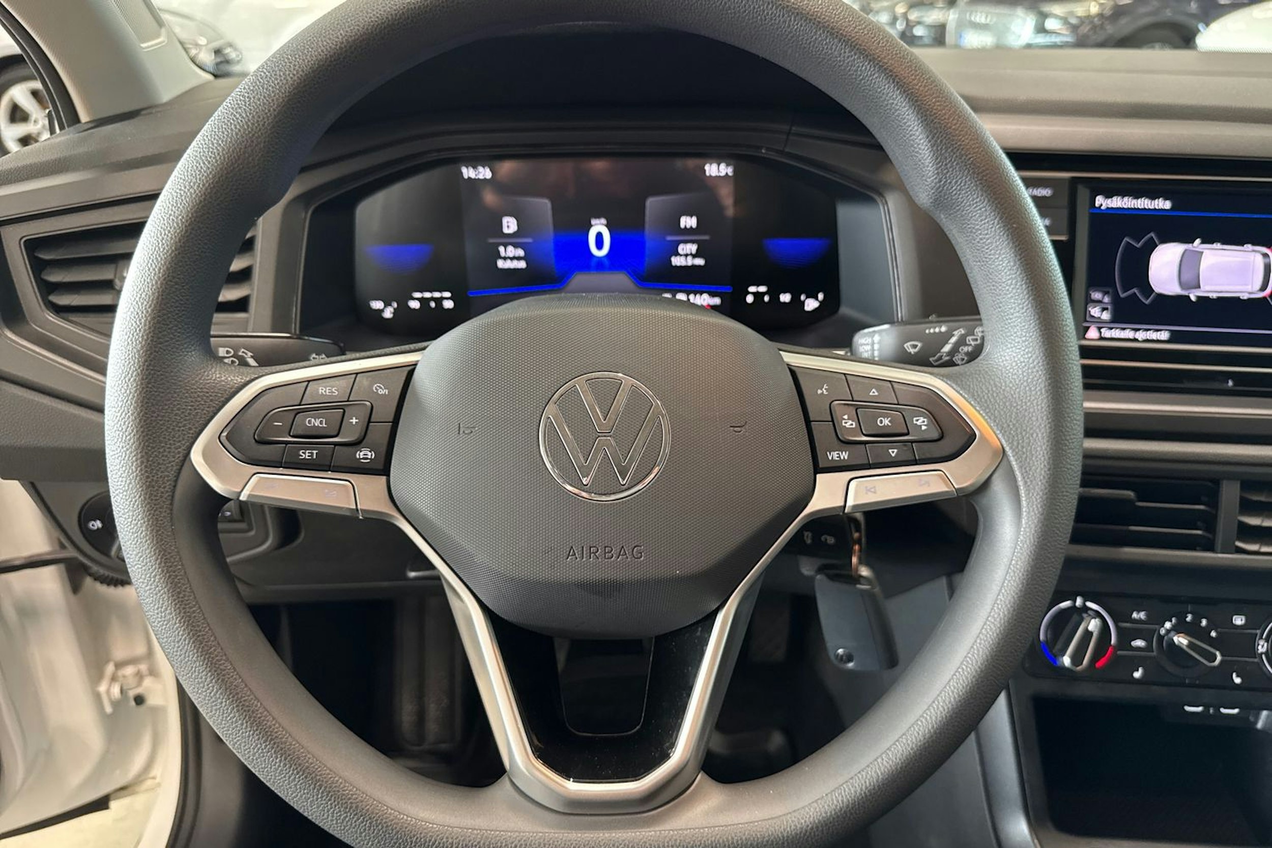 valkoinen Volkswagen Taigo 2023 kuva 19.