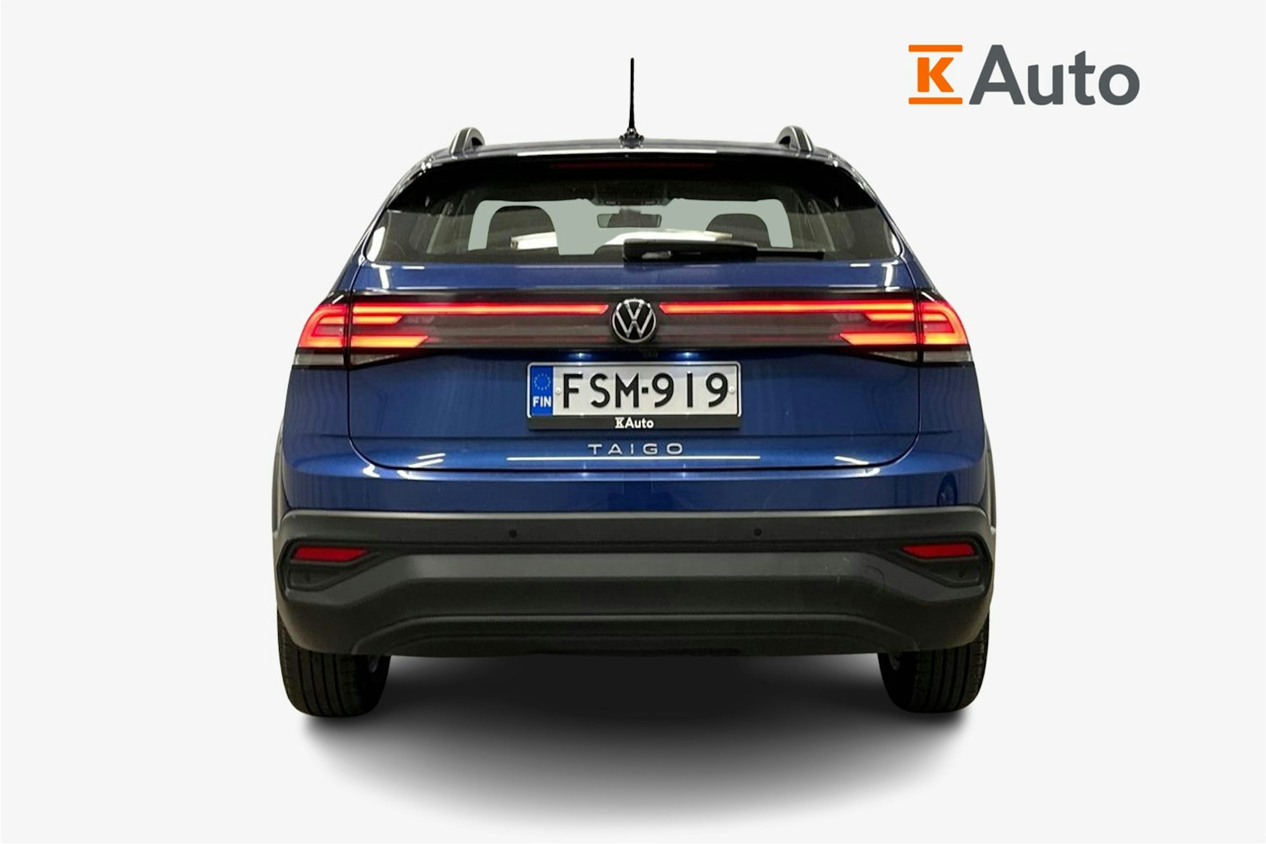 sininen Volkswagen Taigo 2023 kuva 3.