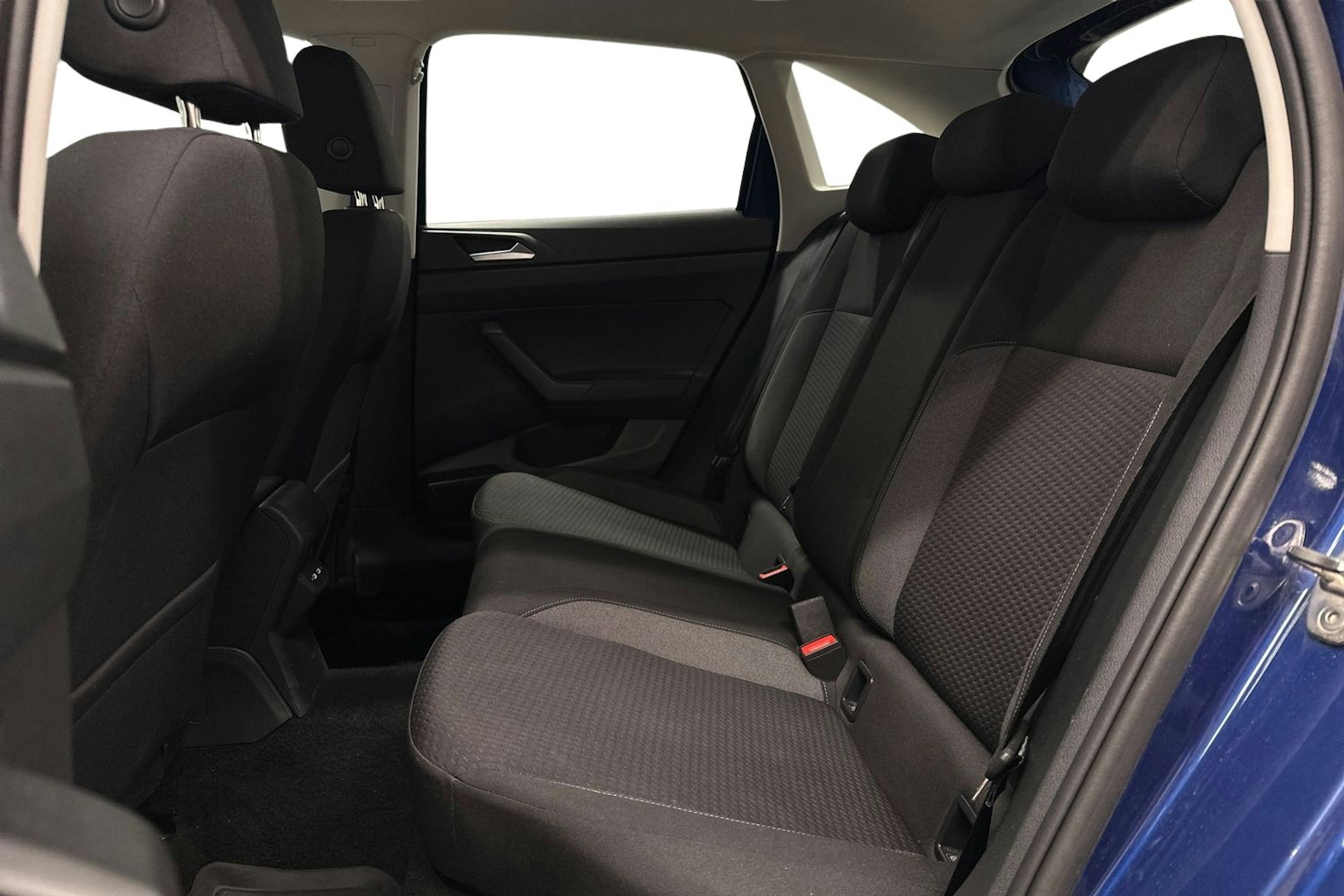 sininen Volkswagen Taigo 2023 kuva 10.