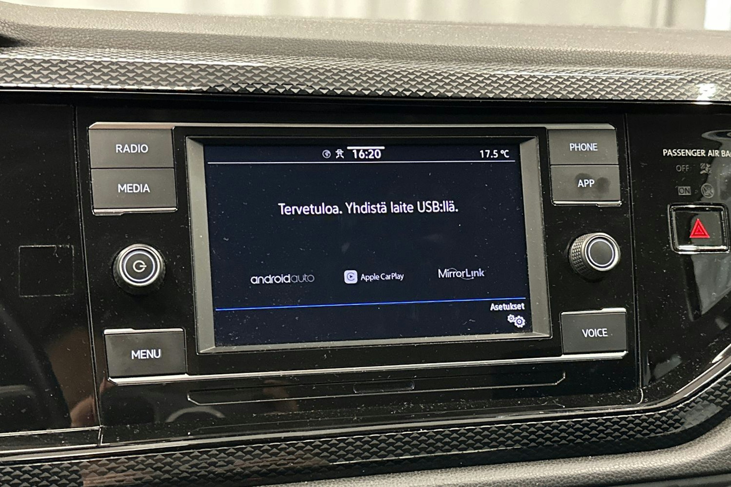 sininen Volkswagen Taigo 2023 kuva 23.