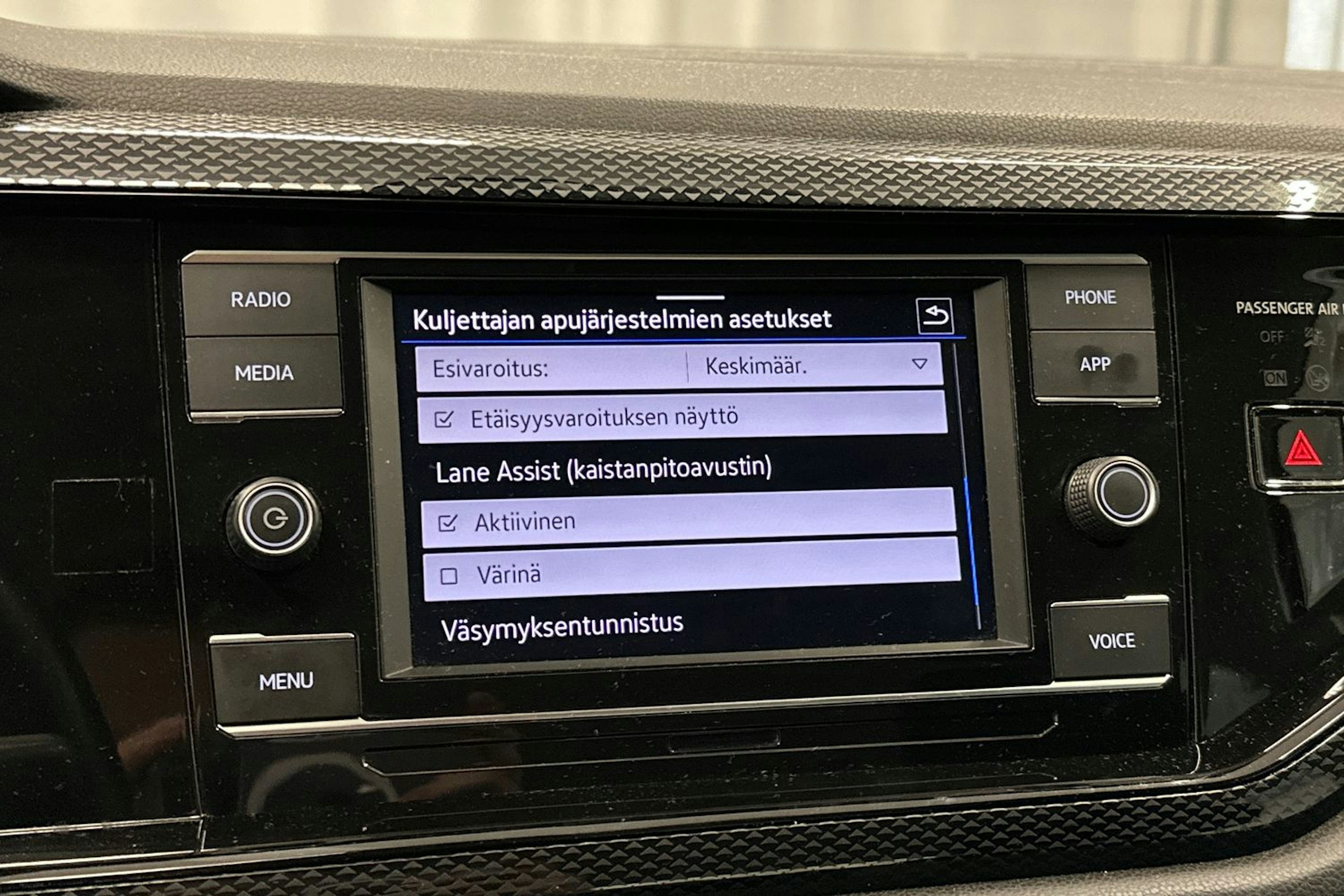 sininen Volkswagen Taigo 2023 kuva 25.