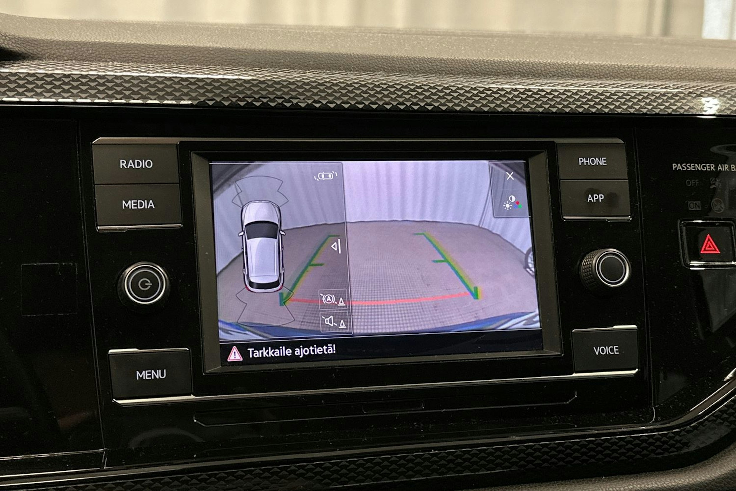 sininen Volkswagen Taigo 2023 kuva 26.