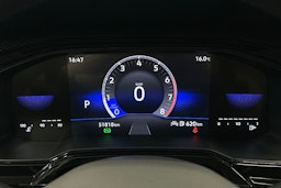 harmaa Volkswagen Taigo 2023 kuva 18.