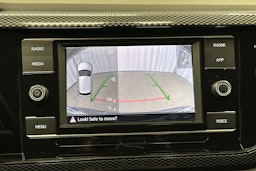 harmaa Volkswagen Taigo 2023 kuva 20.