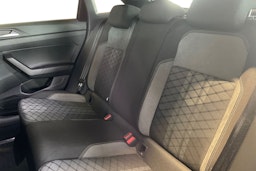 musta Volkswagen Taigo 2023 kuva 10.