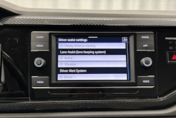 valkoinen Volkswagen Taigo 2023 kuva 27.