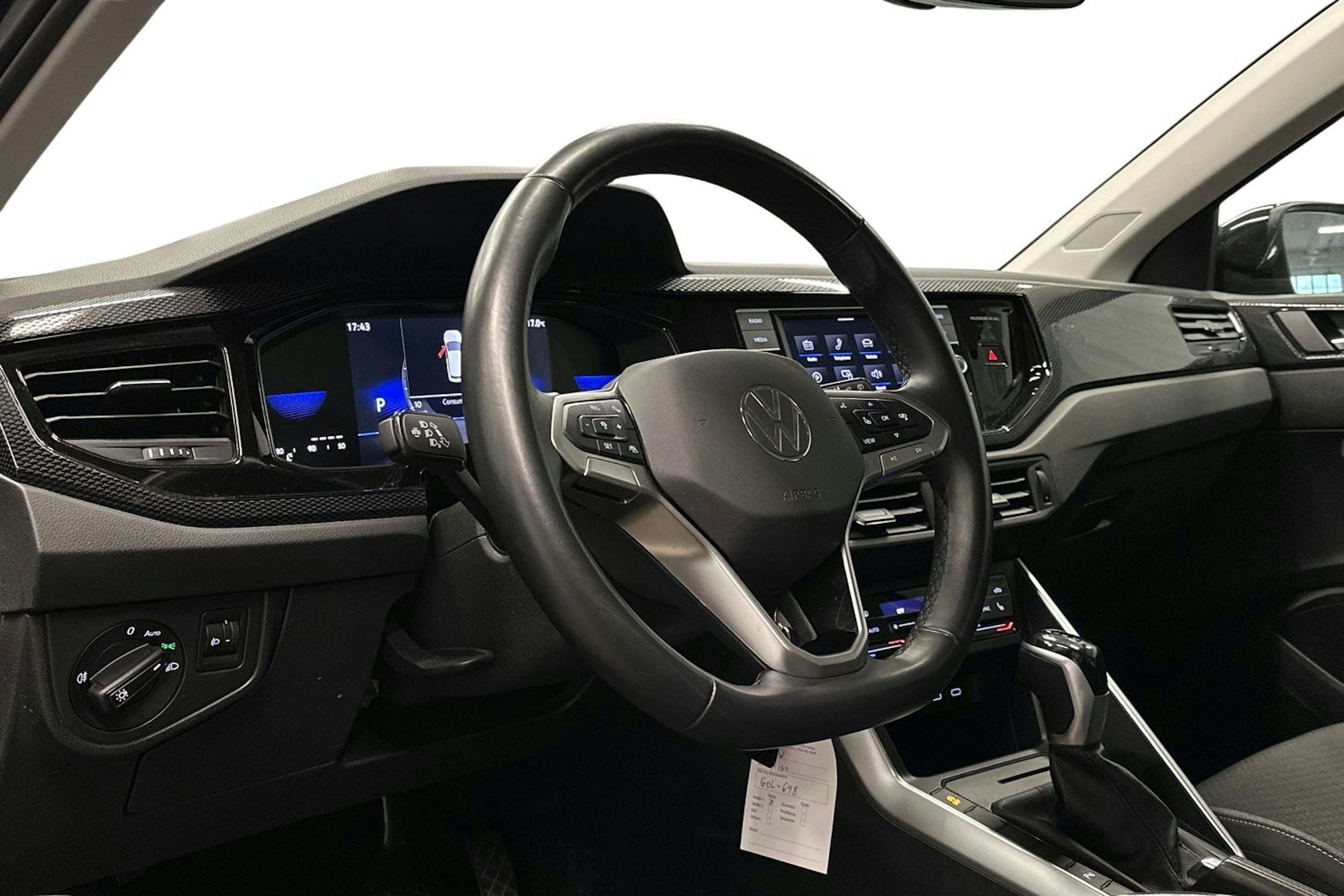 musta Volkswagen Taigo 2023 kuva 3.