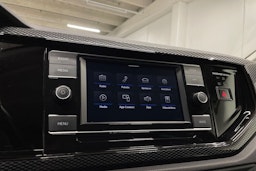 musta Volkswagen Taigo 2023 kuva 14.