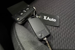 harmaa Volkswagen Taigo 2023 kuva 24.