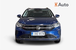 sininen Volkswagen Taigo 2023 kuva 4.