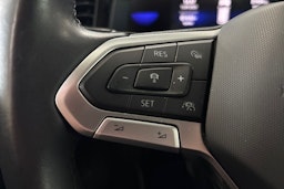 sininen Volkswagen Taigo 2023 kuva 13.