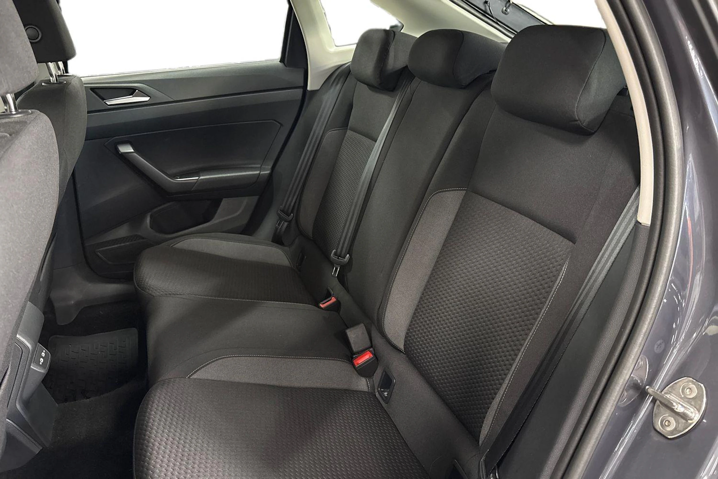 Harmaa Volkswagen TAIGO 2023 kuva 8.