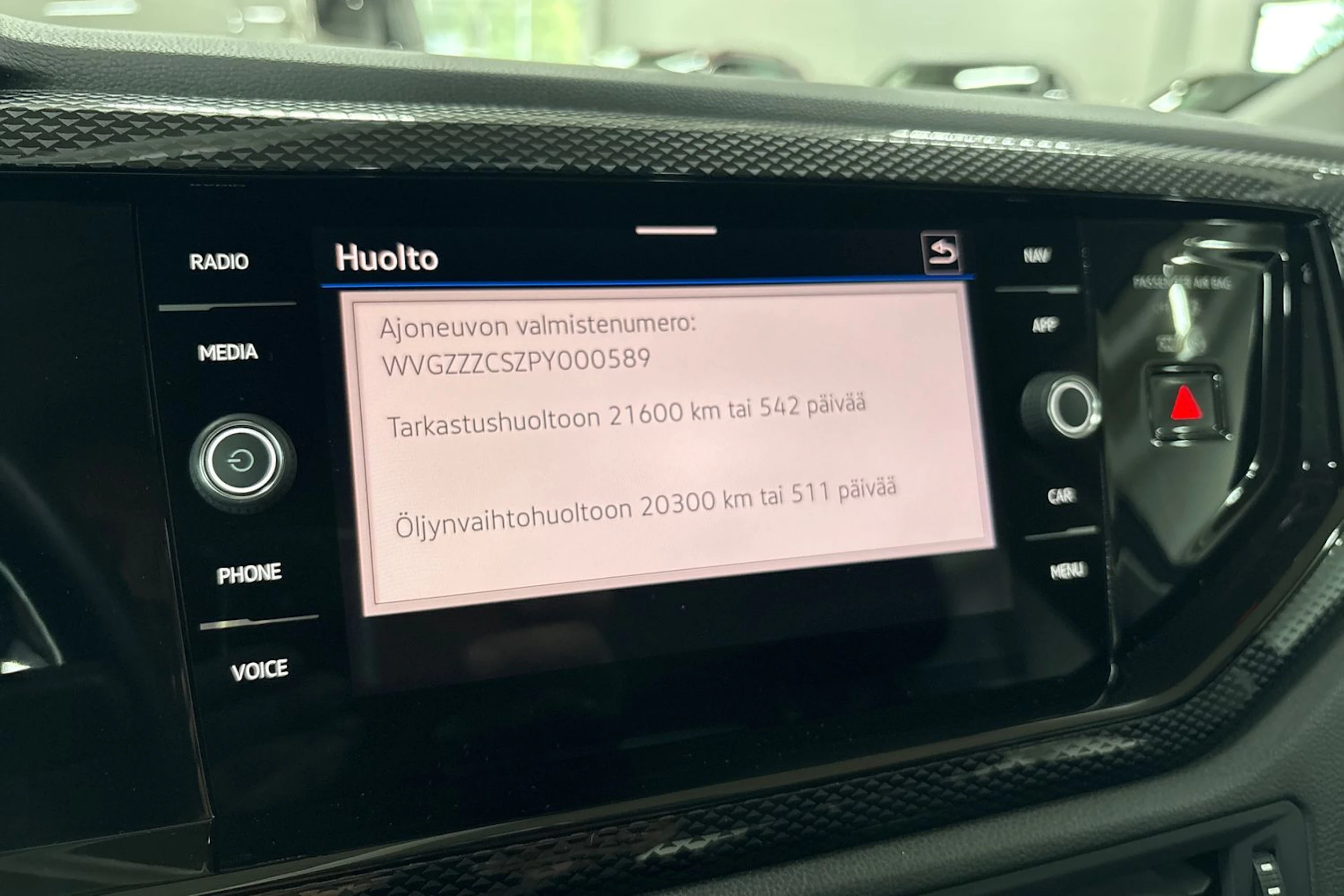 Harmaa Volkswagen TAIGO 2023 kuva 15.