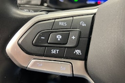 sininen Volkswagen Taigo 2023 kuva 15.