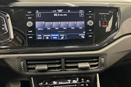 sininen Volkswagen Taigo 2023 kuva 17.