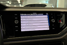 punainen Volkswagen Taigo 2023 kuva 21.