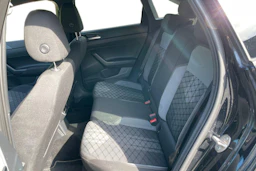 musta Volkswagen Taigo 2023 kuva 11.